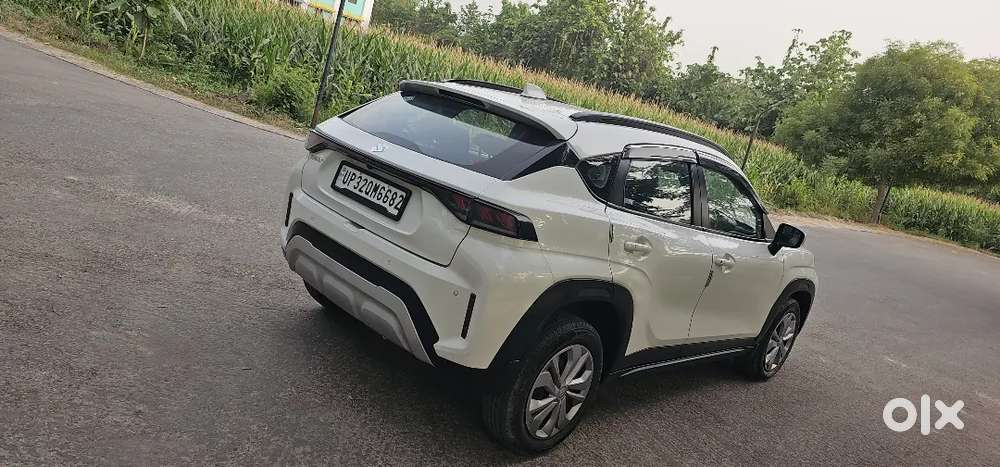 Maruti Suzuki Fronx 2025 Cng & Hybrids 10400 Km Driven
