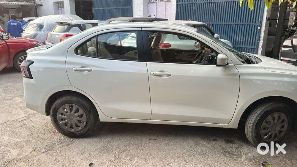 Maruti Suzuki Swift Dzire Petrol Manual 2025