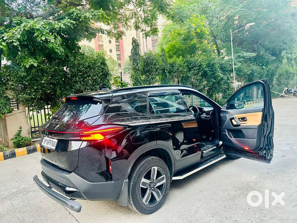 Tata Harrier 4 Months Old Purex Dark Addition At 2026 Petrol