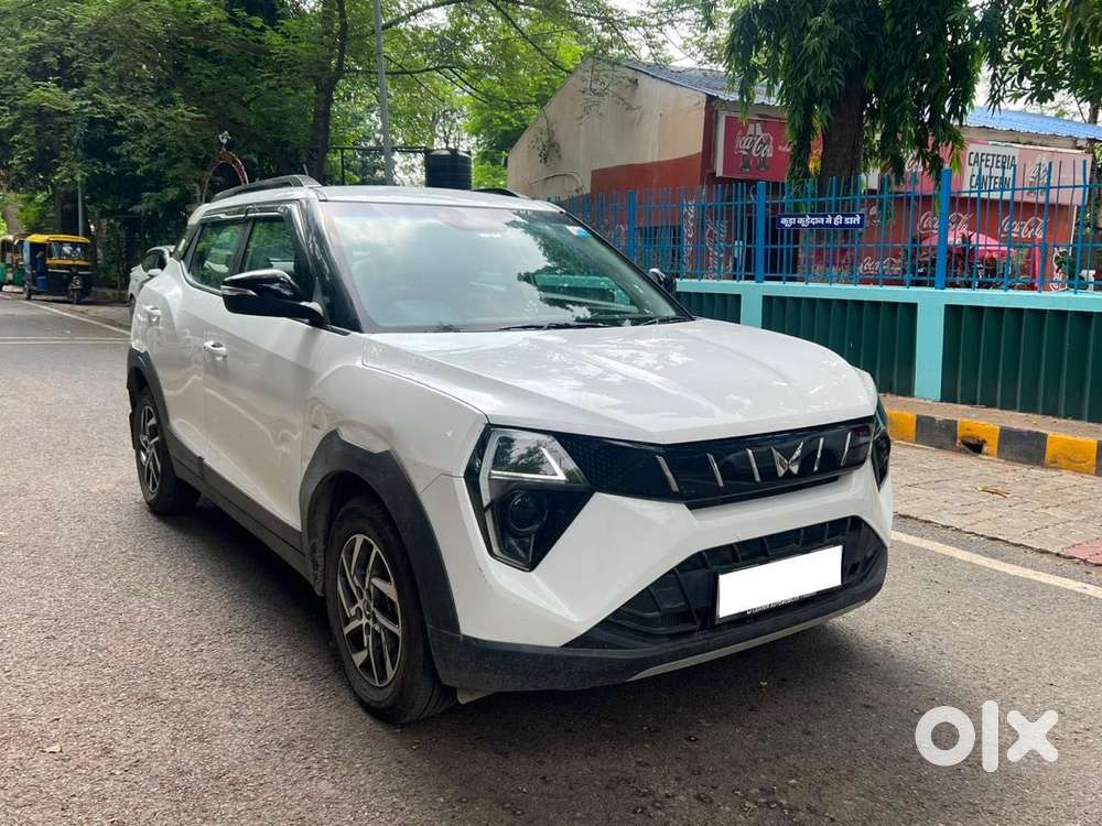 Mahindra Xuv 3xo Ax5 Pm Mt, 2024, Petrol