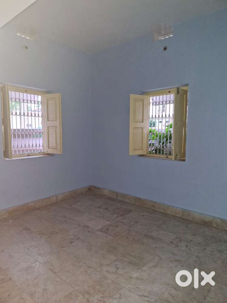 3BHK+Car parking+Balcony+Govt Electric Meter - Photo 1