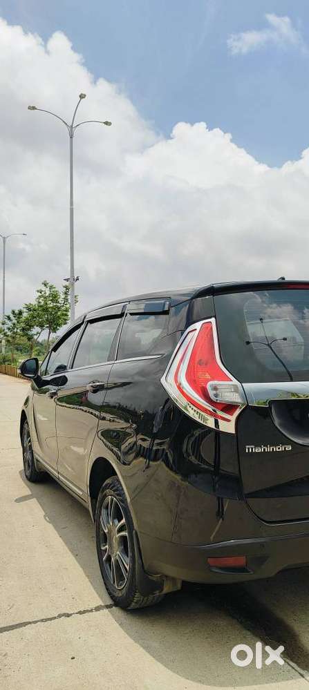 Mahindra Marazzo M8, 2019, Diesel