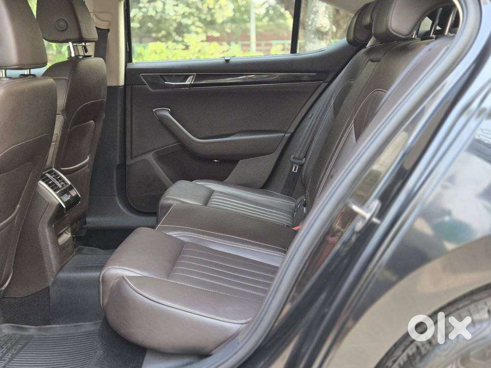 Skoda Superb 2.0 Tsi At L&k, 2020, Petrol