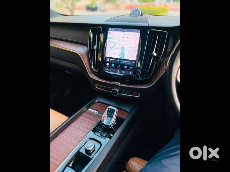 Volvo Xc60 Inscription D5, 2022, Petrol