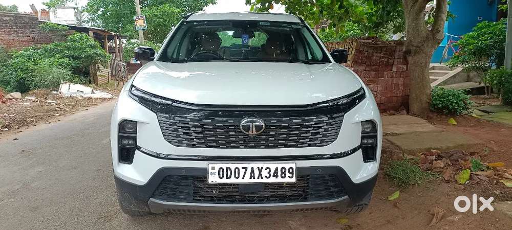 Tata Safari Adventure 2024 Plus