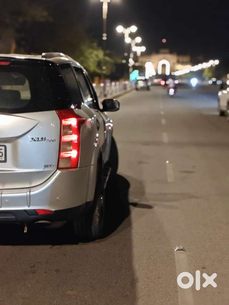 Mahindra Xuv500 2015