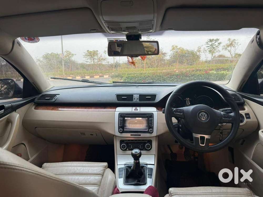 Volkswagen Passat 2010 Petrol Well Maintained