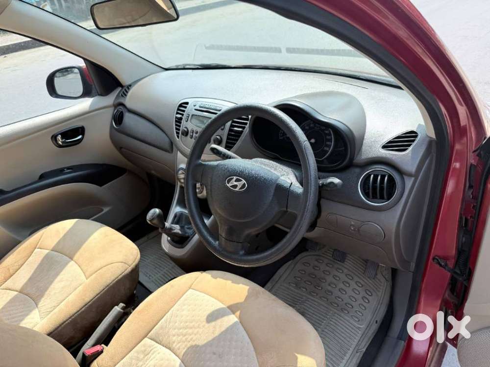 Hyundai I10 Sportz, 2012, Petrol