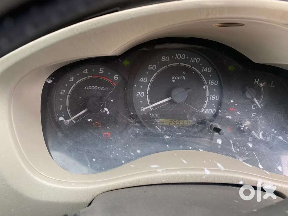 Toyota Innova 2.5 Vx 2010