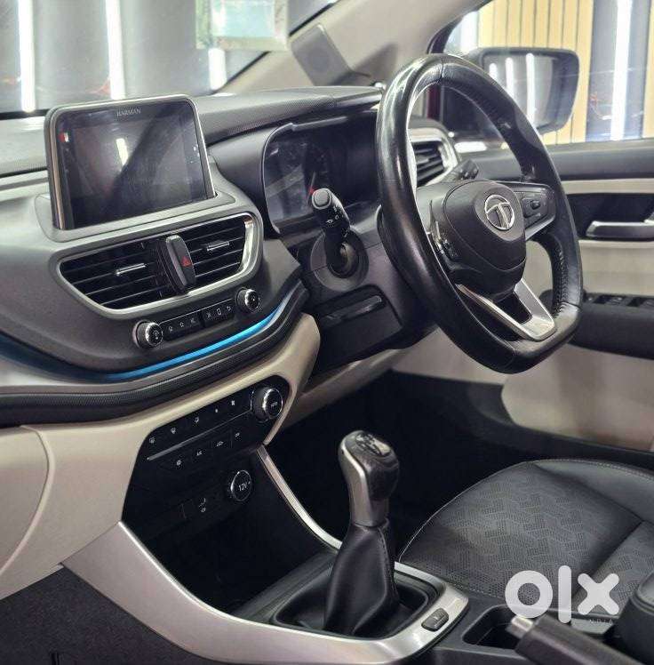 Tata Altroz 1.2 Xz (o) I-turbo, 2024, Petrol