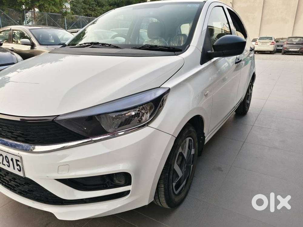 Tata Tiago 1.2 Revotron Xm, 2025, Petrol