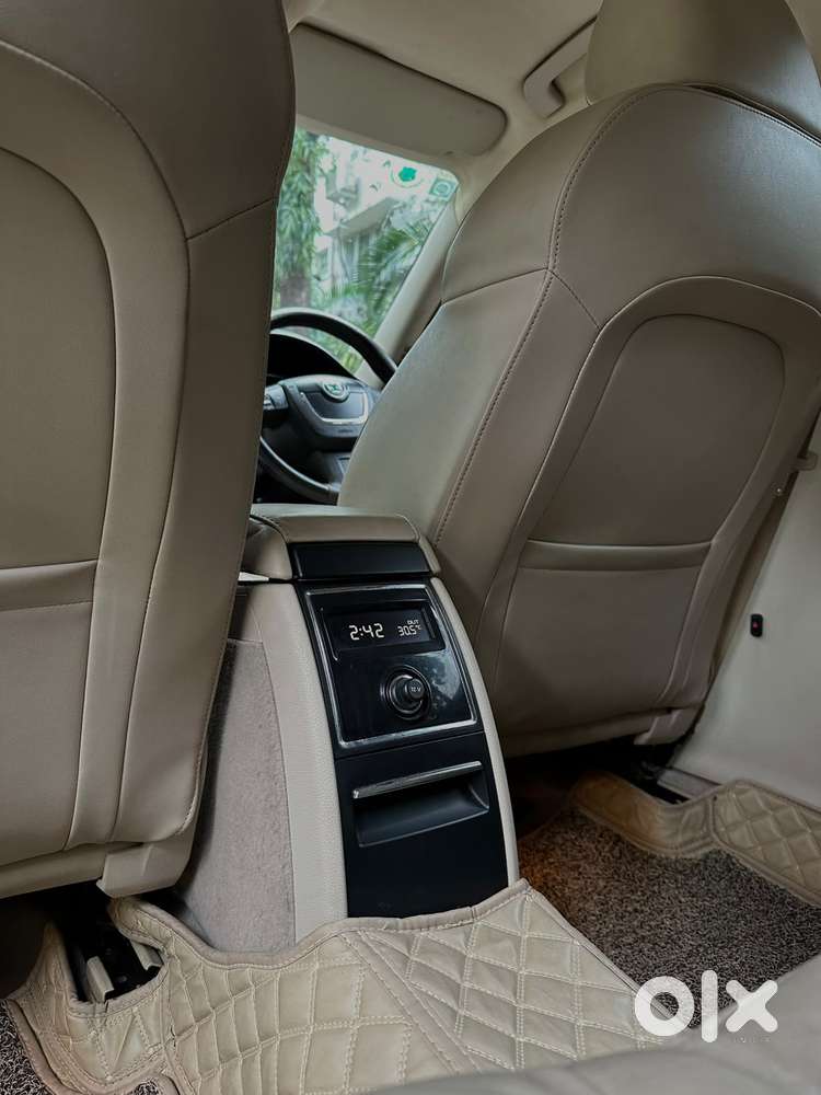 Skoda Superb Elegance 2.0 Tdi Cr At, 2010, Diesel
