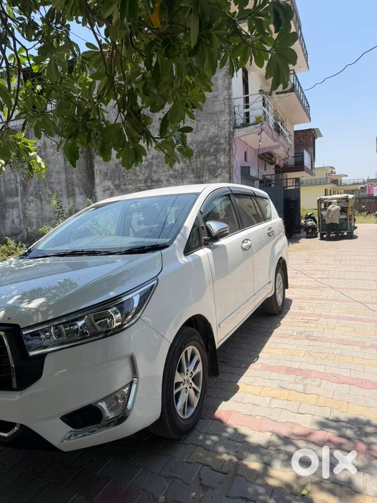 Toyota Innova Crysta Diesel 2020