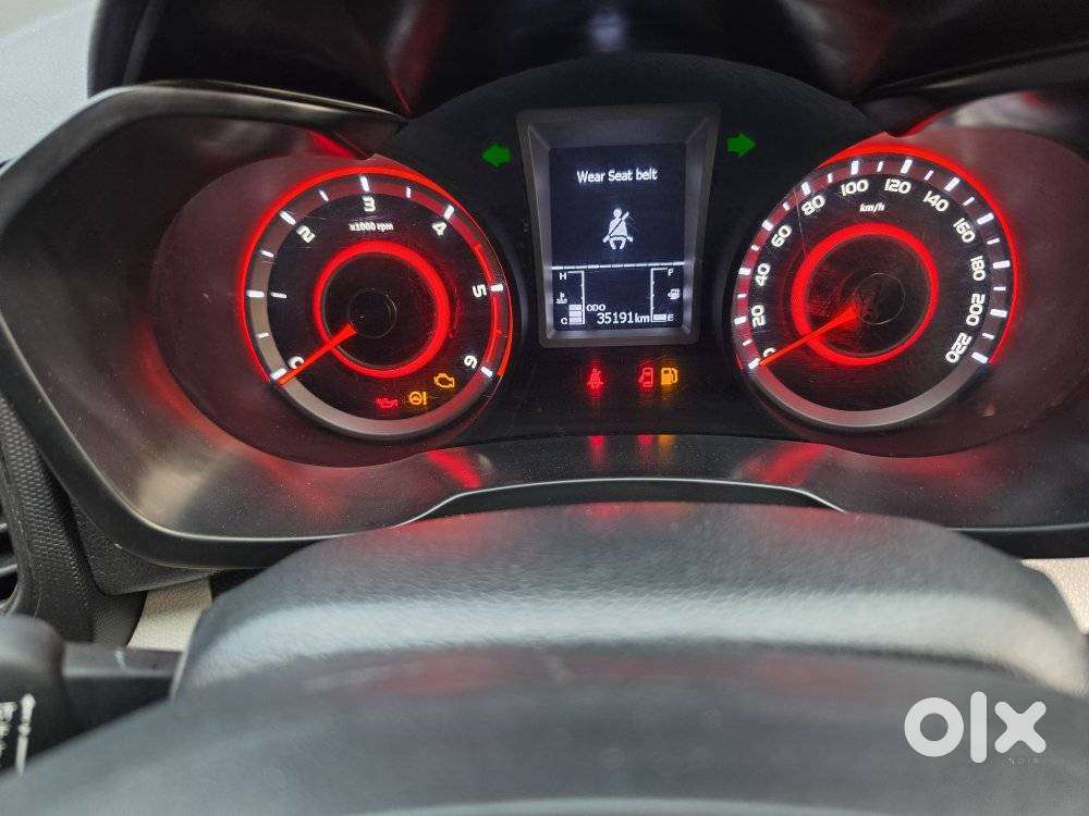 Mahindra Xuv300 W6 Diesel, 2023, Diesel