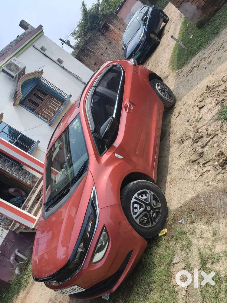 Tata Altroz 1.2 Xe 2021