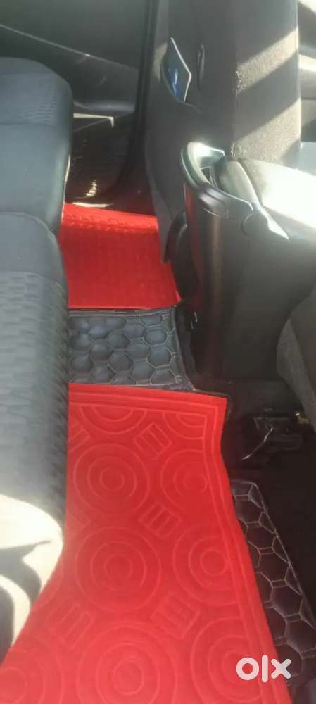 Toyota Innova Crysta 2021 Diesel 150000 Km Driven