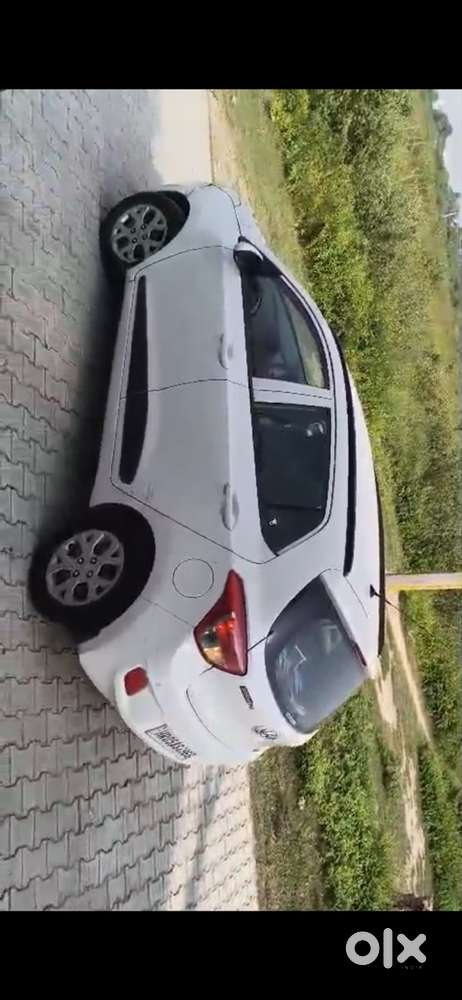 Hyundai Grand I10 Sportz 2016