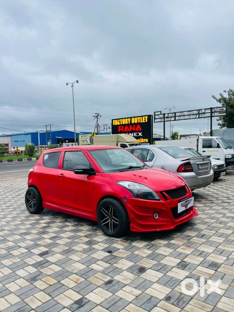 Swift Maruti Suzuki 2012 Year Model
