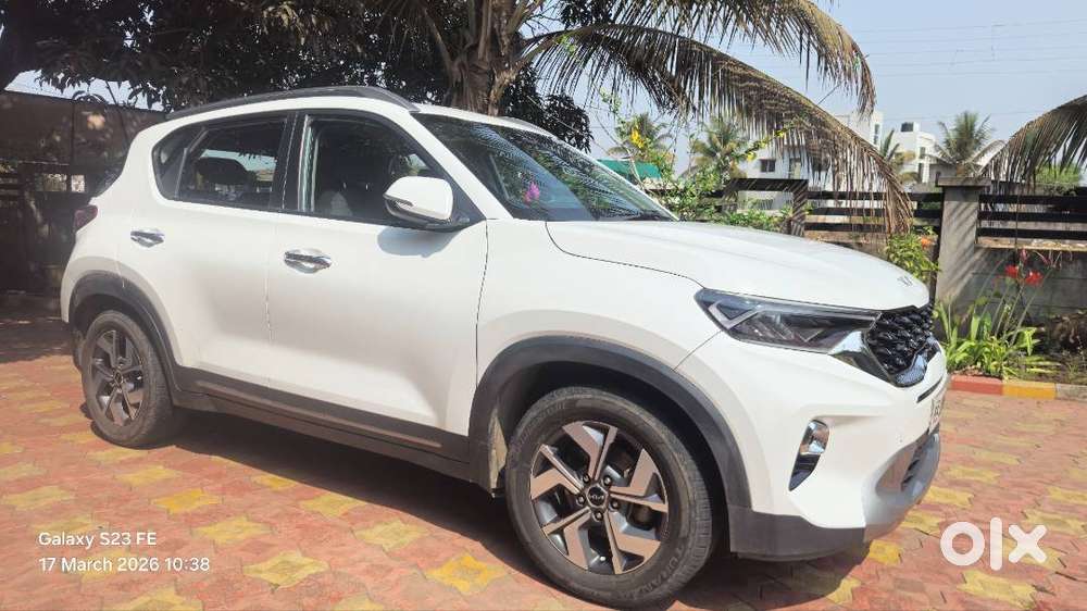 Extremely Well Maintained Kia Sonet Htx