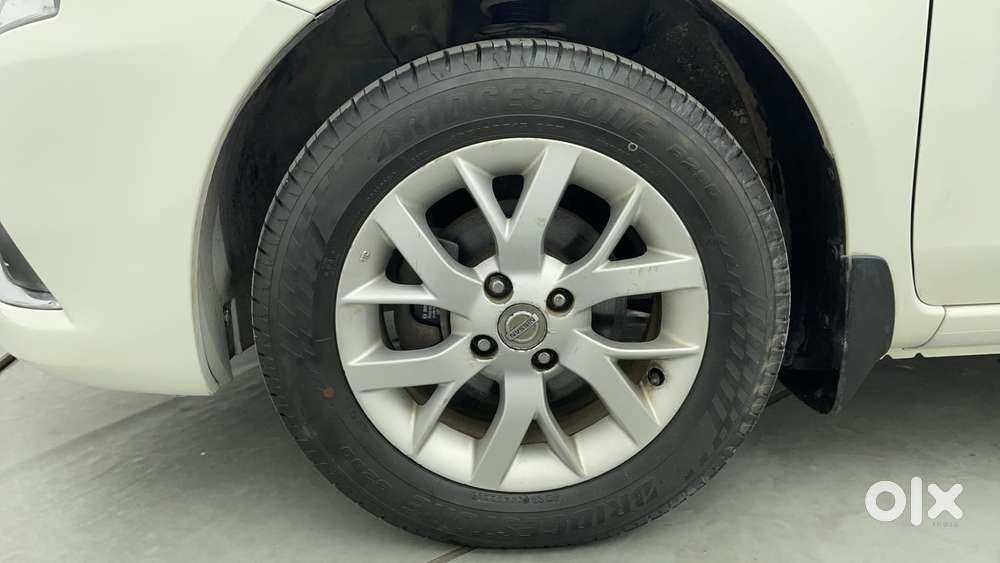 Nissan Sunny 2014-2020 1.5 Xv Cvt, 2017, Petrol