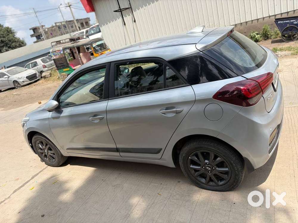 Hyundai I20 E Sportz Option 1.2, 2020, Cng & Hybrids