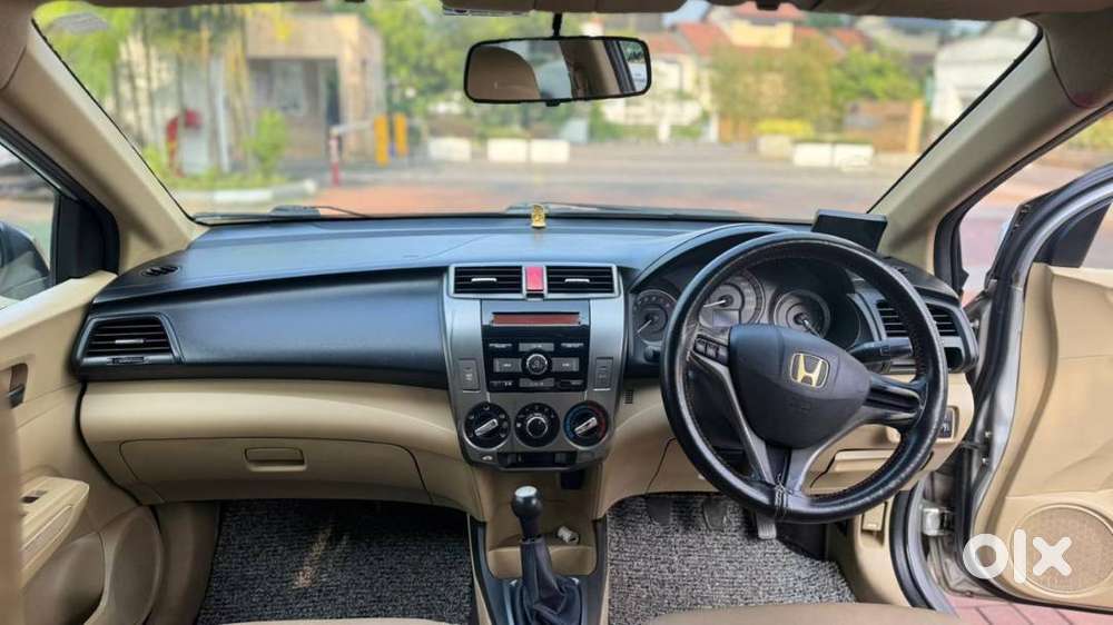 Honda City Petrol (mt) 2013