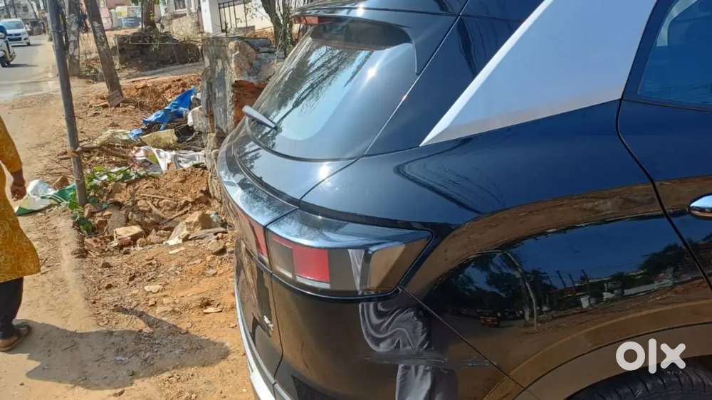 Single Owner, Lady Used.