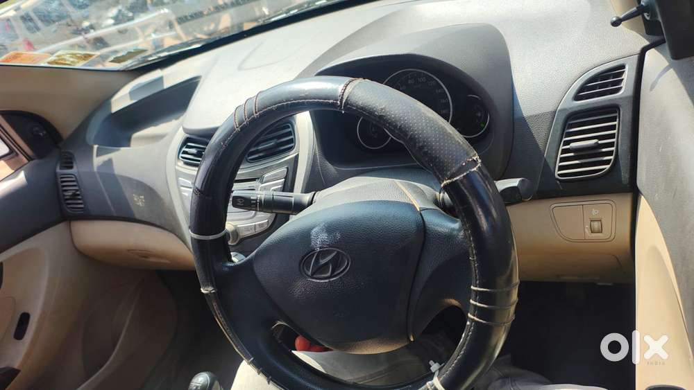 Hyundai Eon Magna +, 2013, Petrol