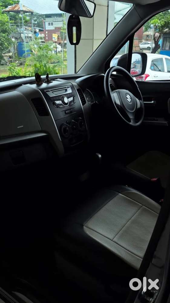 Maruti Suzuki Wagon R Stingray Amt Vxi, 2016, Petrol