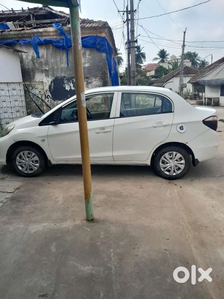 Honda Amaze 2017 Diesel 138000 Km Driven Well Maintained