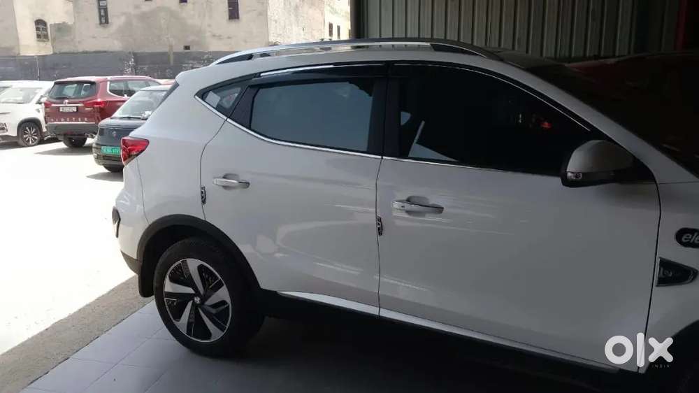 Mg Zs Ev 2025 Electric 11000 Km Driven