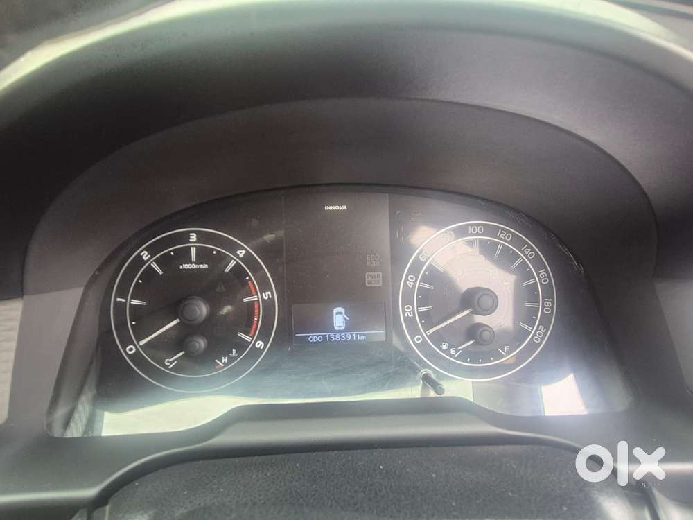 Toyota Innova Crysta 2.4 G Mt, 2016, Diesel