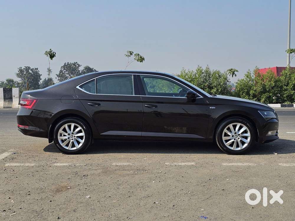 Skoda Superb L&k 2.0 Tdi At, 2016, Diesel