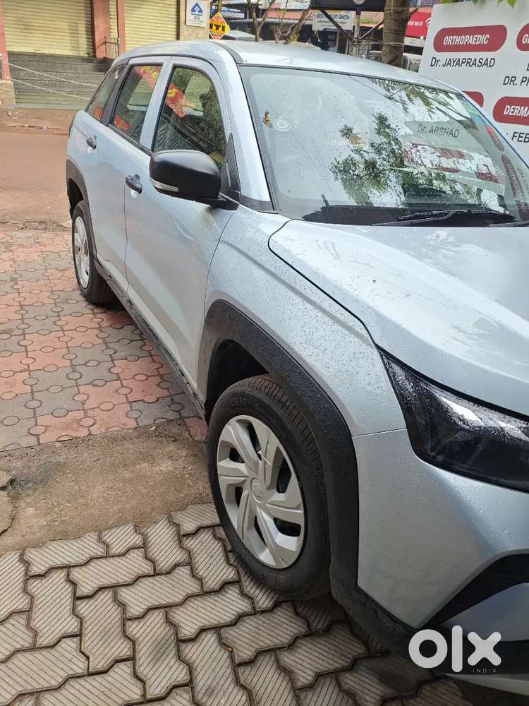 Maruti Suzuki Victoris Lxi Petrol 2026