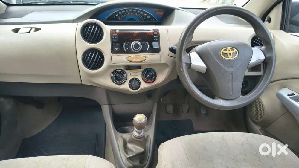 Toyota Etios Liva 2013