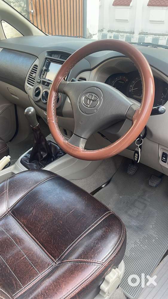Toyota Innova 2010 Diesel 119000 Km Driven