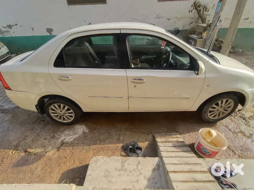 Toyota Etios V (premium Variant) – Well Maintained