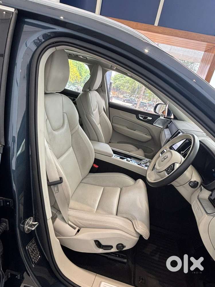 Volvo Xc60 Inscription, 2025, Petrol