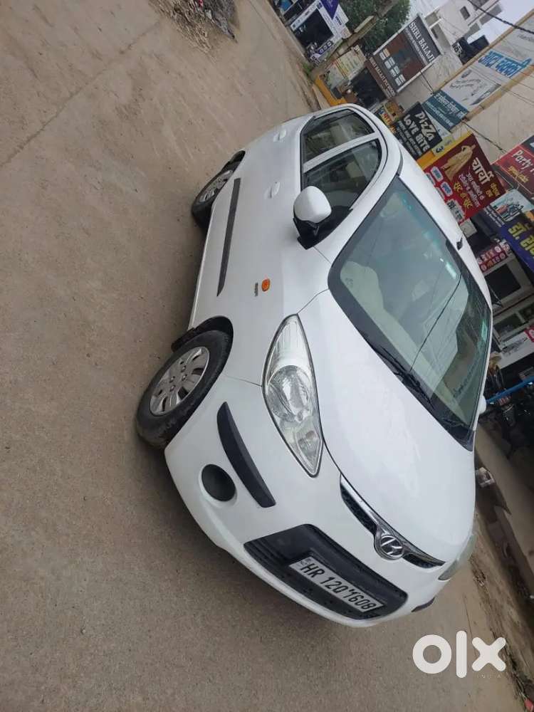 Hyundai I10 Sportz Petrol 2010