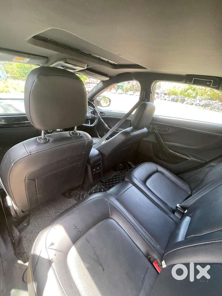 Tata Nexon Diesel 2023 Dark Edition Top Model Best Condition