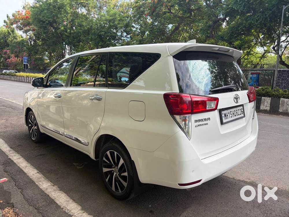 Toyota Innova Crysta 2.4 V 7 Str, 2022, Diesel