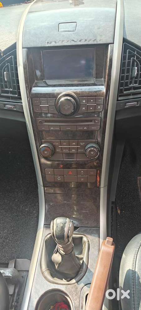 Mahindra Xuv500 2015 Diesel Well Maintained