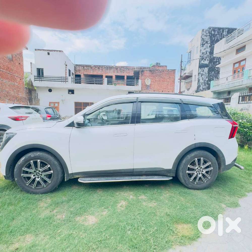 2022 Mahindra Xuv700 Ax7 Mt Petrol  33,000 Km  Excellent Condition