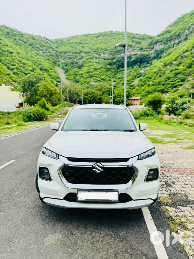Maruti Suzuki Grand Vitara 2024 Cng & Hybrids Good Condition