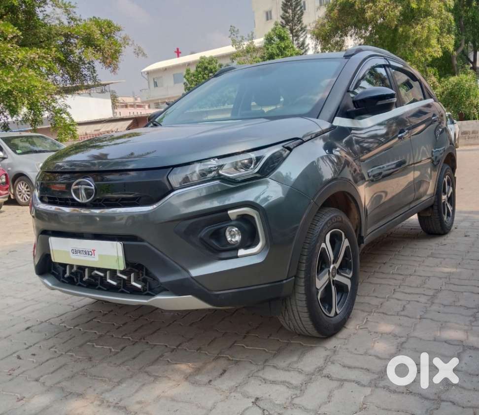 Tata Nexon 1.2 Revotron Xza Plus Premium, 2023, Petrol