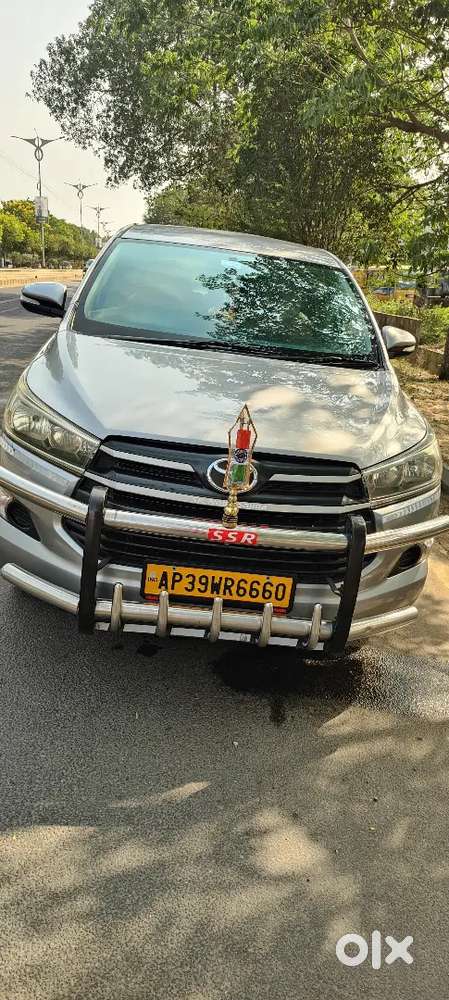 Toyota Innova Crysta 2017