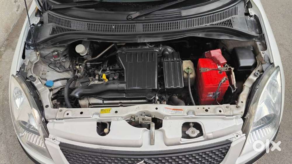 Maruti Suzuki Swift Vxi + Manual, 2011, Petrol