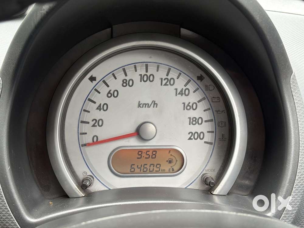 Maruti Suzuki Ritz Vxi, 2009, Petrol