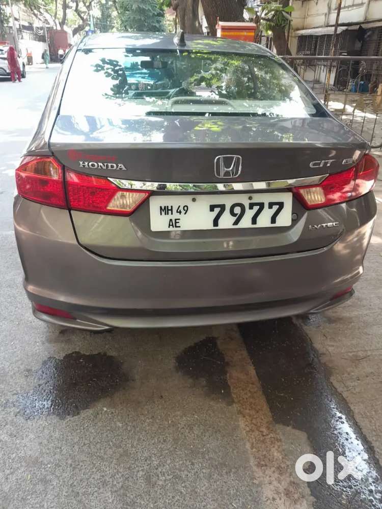 Honda City 1.5 V Petrol 2016