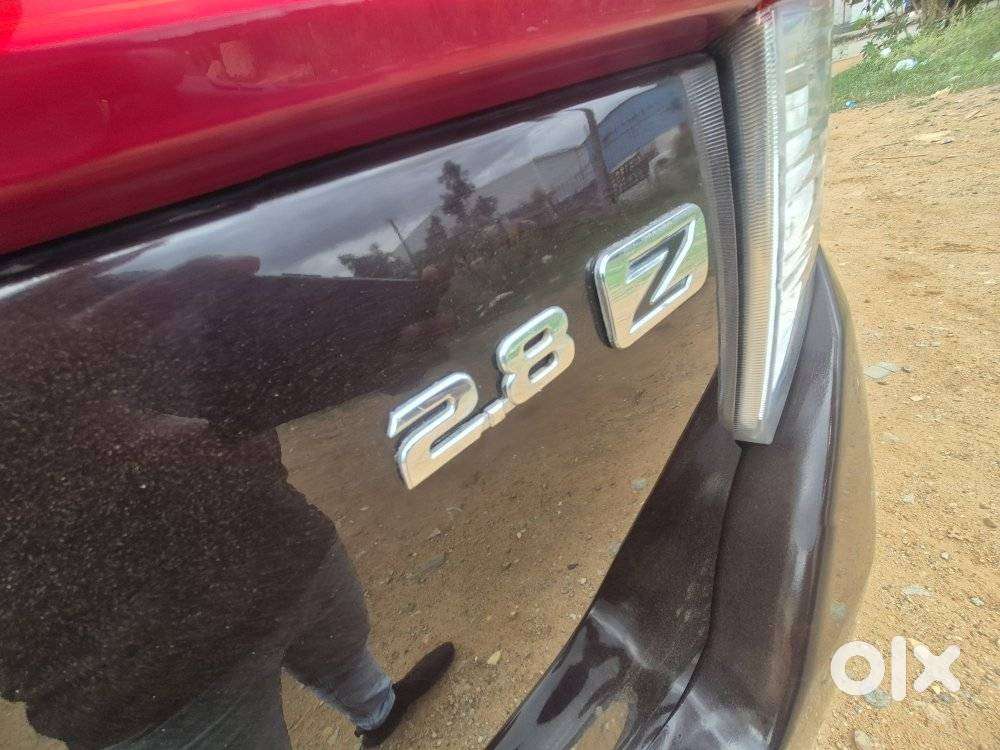 Toyota Innova Crysta 2.8 Zx At, 2016, Petrol